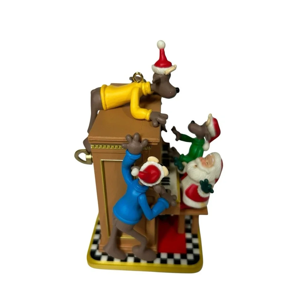 Vtg Hallmark Keepsake Ornament Kris and the Kringles Wind Up Music & Moves 2004